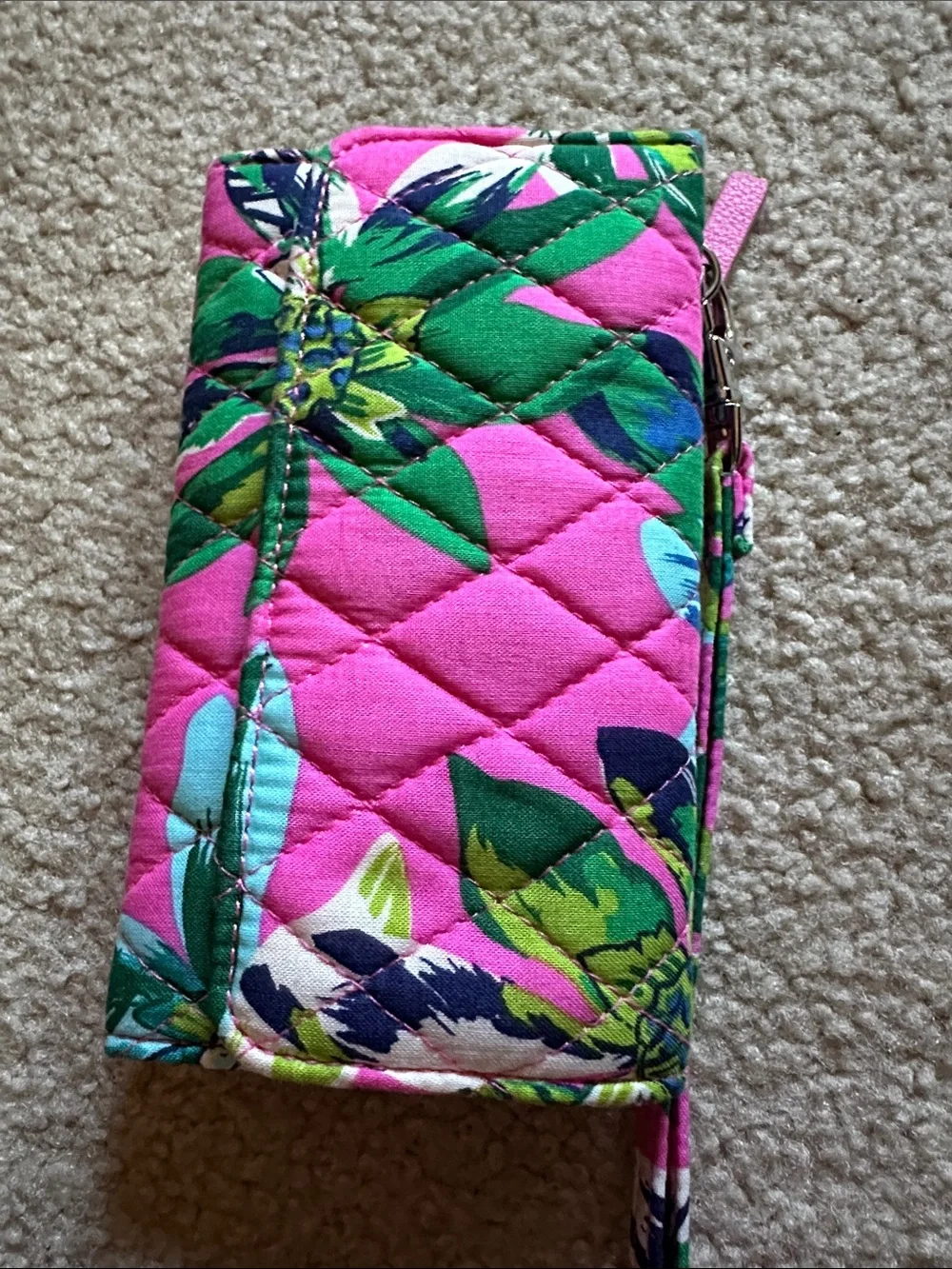Vera Bradley Pink Green Floral Quilted Wallet brand new - Picture 1 of 8
